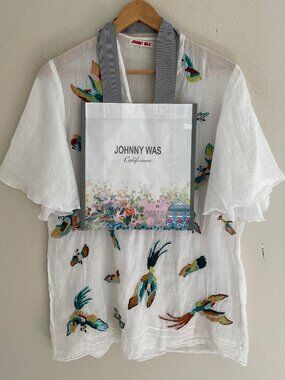 JOHNNY WAS Linen Flutter Sleeve Bird Embroidered Top with JW Bag: Small; NWOT!!